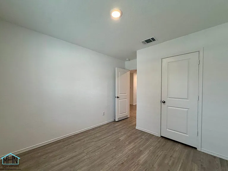 5506 Basil Chase Chase — Photo 11