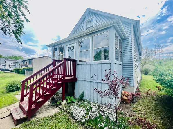 3020 Morgan St, Steger, IL 60475