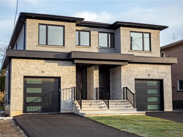 29 Dana Dr, Hamilton, ON L9A 3H7