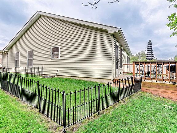 5th image of 1520 Vista Cove Ct
