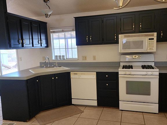 3rd image of 10157 W Calle Anasazi