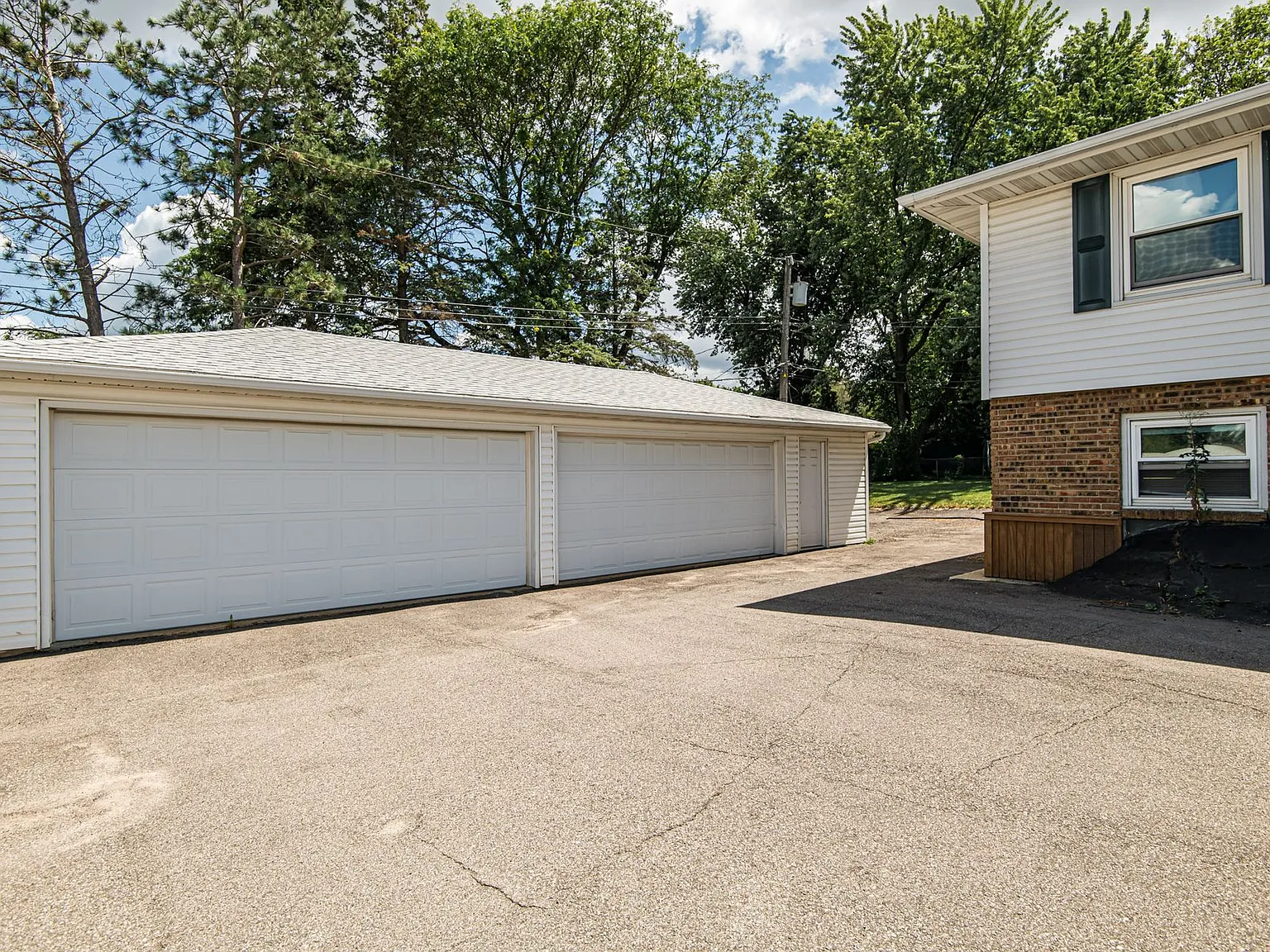 18th Avenue Apartments — Photo 4