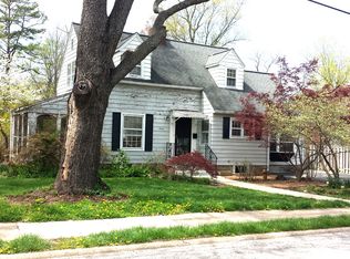 808 S Oakland Ave, Carbondale, IL 62901