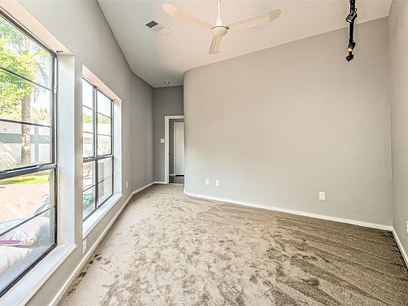 5th image of 1221 Missouri St #3