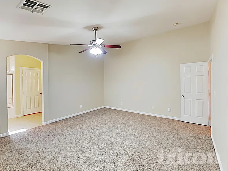 2771 Bridleton Ave — Photo 9