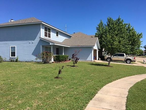 3rd image of 1561 Wildflower Dr