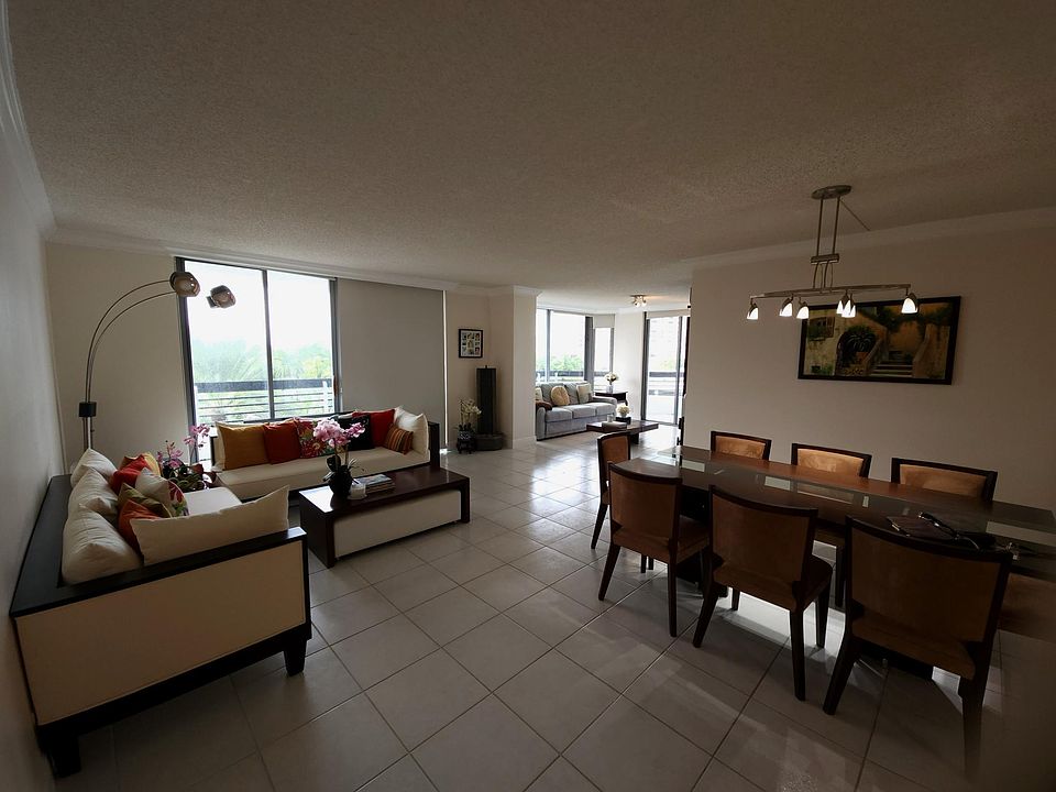 1st image of 19101 Mystic Pointe Dr APT 607
