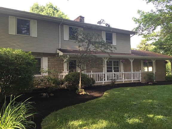 4th image of 74 Timberlane Dr