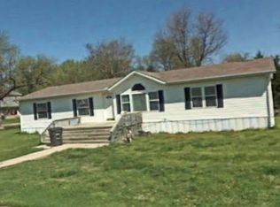 103 E Beech St, Harvard, NE 68944
