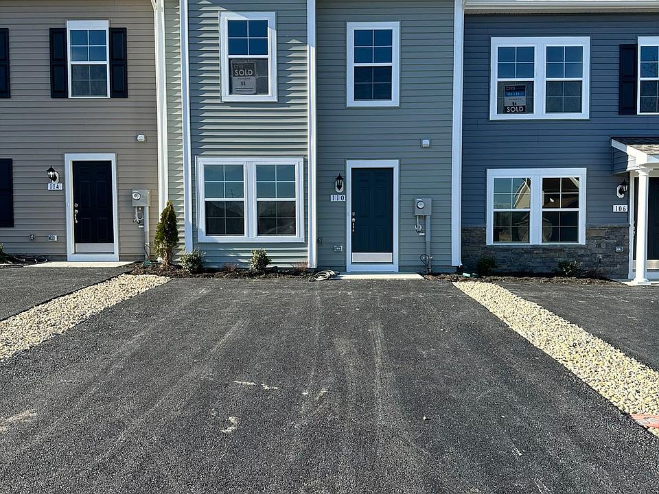 1st image of 110 Whispering Pine Dr