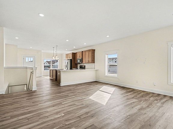 3rd image of 2785 W Cobblestone Ct SE