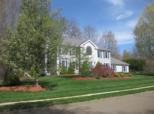 14 Autumn Leaves Rd, Wallingford, CT 06492