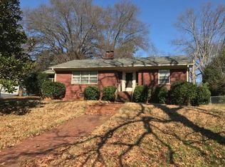 524 Grove Rd, Greenville, SC 29605