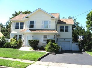11-12 Harrison Dr #1X, Fair Lawn, NJ 07410