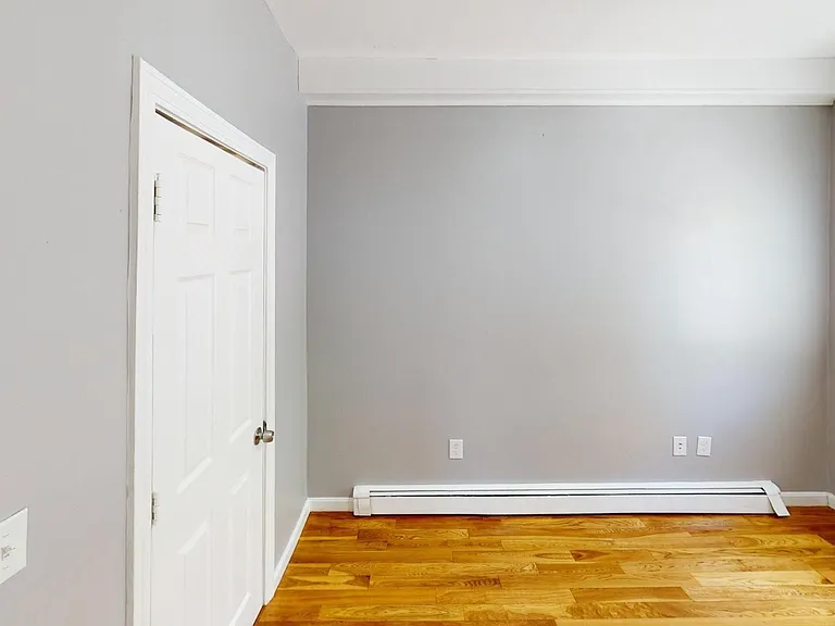 288 Highland St #3 — Photo 12
