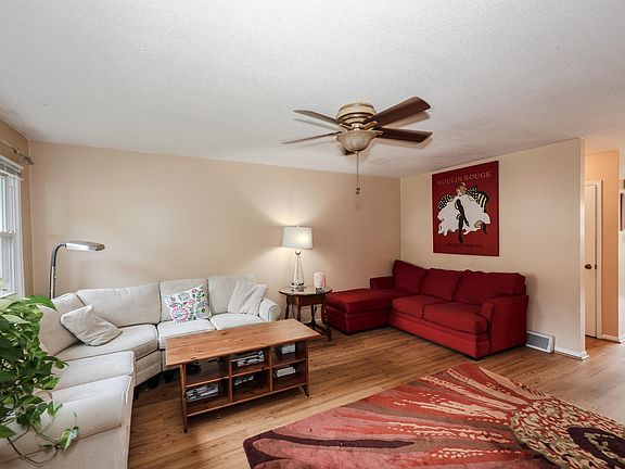 3rd image of 9 Pine Isle Drive #B