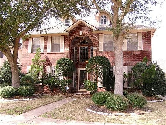 2nd image of 111 Water Oak Dr