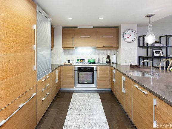 2nd image of 480 Mission Bay Blvd N Unit 811