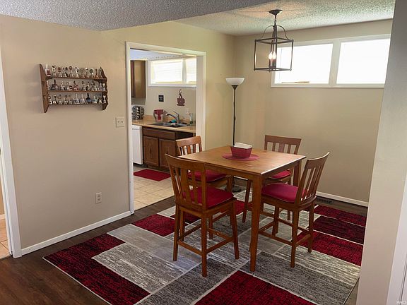 4th image of 2930 W Winterberry Ct