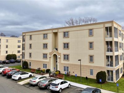 75 Washington Avenue #5-205, Hamden, CT, 06518
