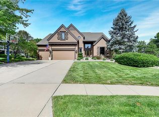 3904 W 128th St, Leawood, KS 66209