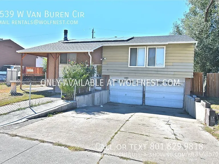 1539 W Van Buren Cir — Photo 2