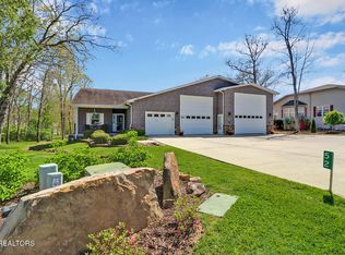 52 Hawthorn Loop, Crossville, TN 38555