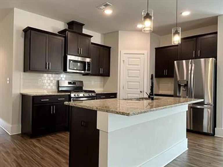 154 Fernhill Dr NW — Photo 8