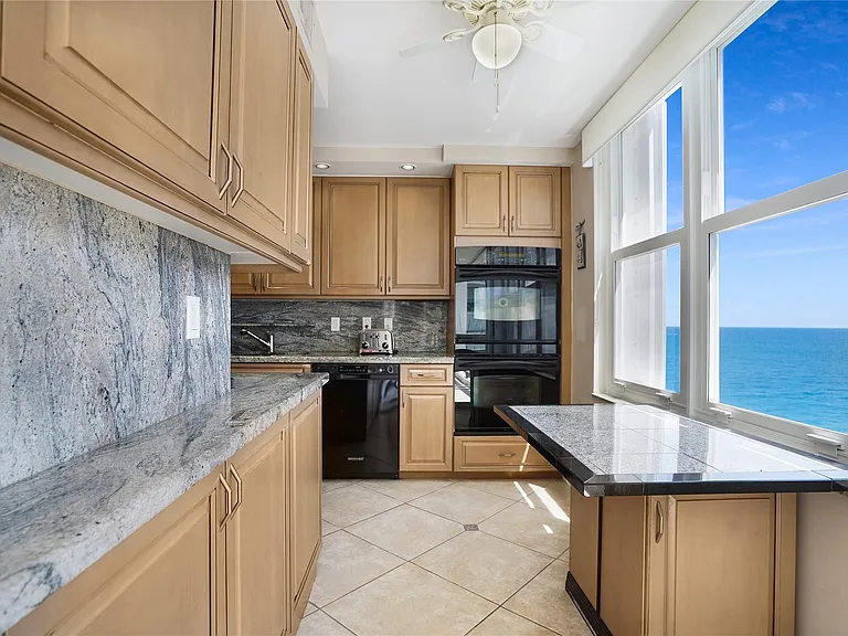 4280 Galt Ocean Dr #11J — Photo 25