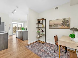 55 Warrender Ave #2B-2BA, Toronto, ON M9B5Z2