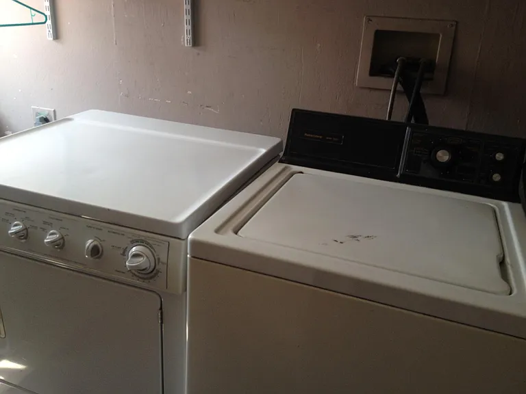 1008 E John St #1 — Photo 8