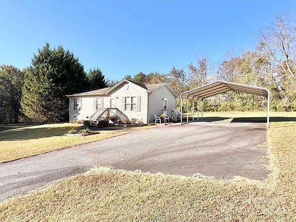 2nd image of 2414 Maywood Dr SW