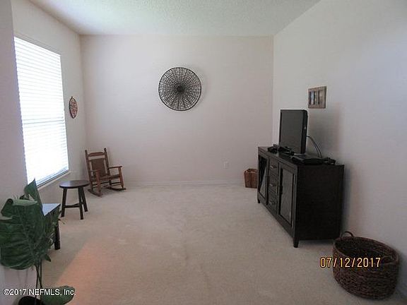 4th image of 1352 Hawks Crest Dr