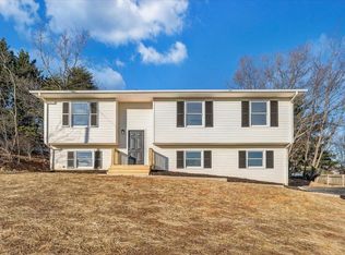 5637 Legate Dr, Roanoke, VA 24019