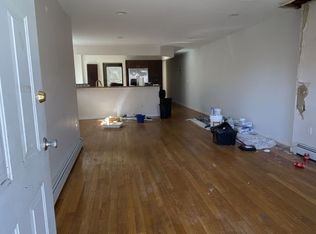 9218 195th Pl APT 2, Hollis, NY 11423