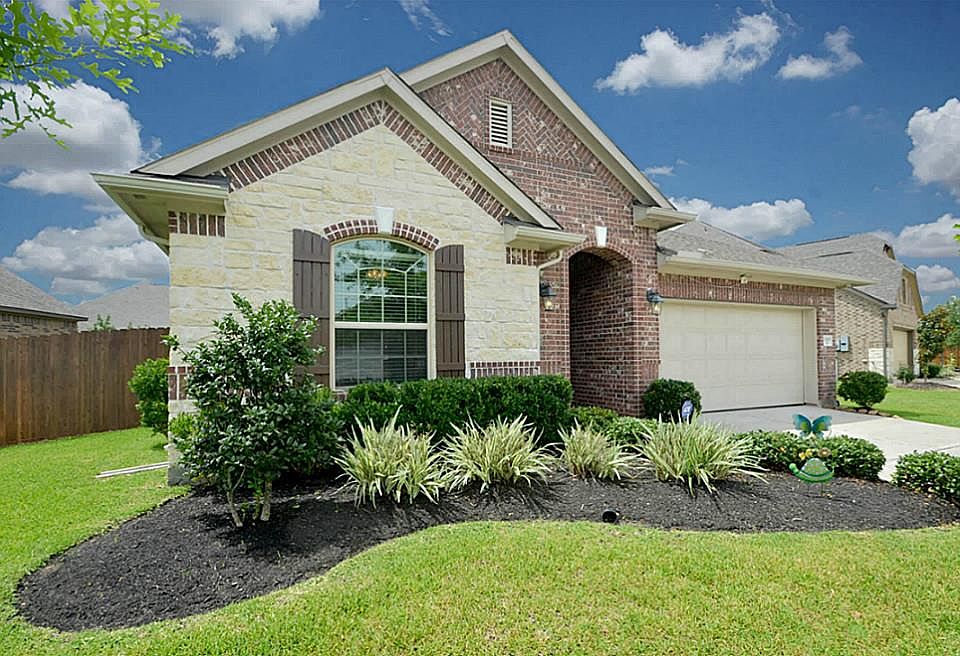 1st image of 12605 Blossom Walk Ct