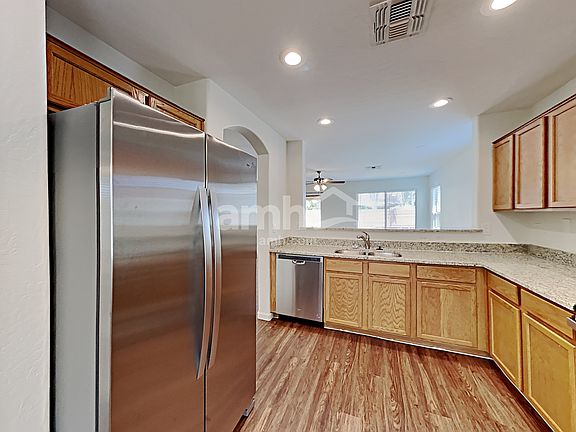 3rd image of 1632 E Nardini St