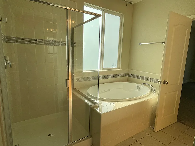1805 Stageline Cir — Photo 26