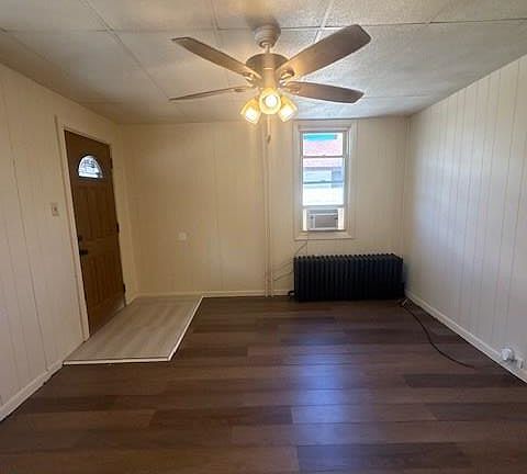 2nd image of 370 Harold Ave