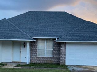 1767 Ranch Rd, Tupelo, MS 38804