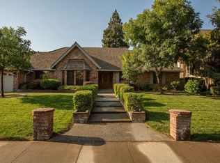 902 Lake Front Dr, Sacramento, CA