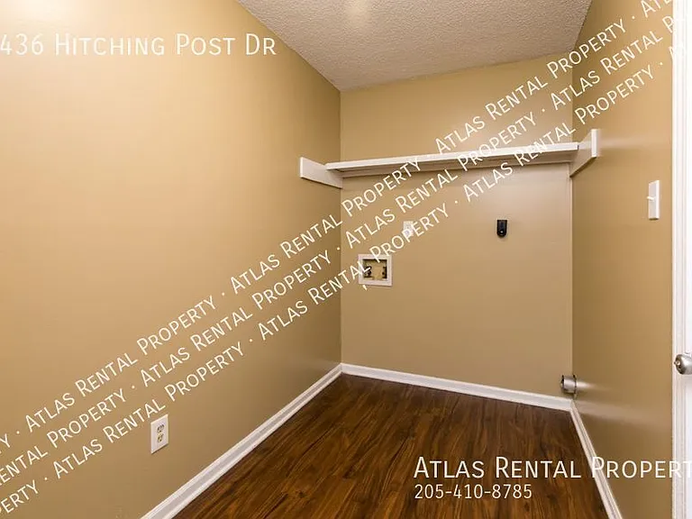 7436 Hitching Post Dr — Photo 24