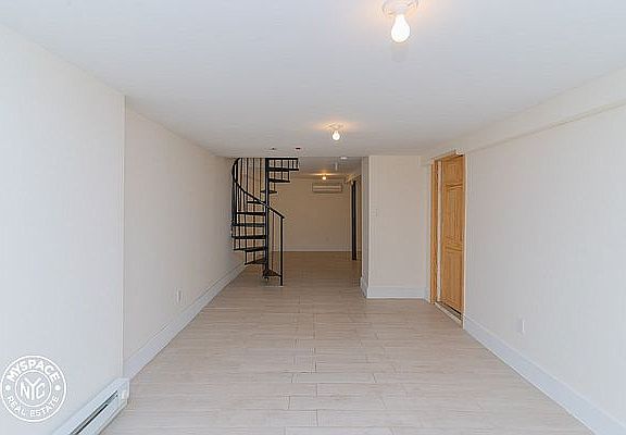 3rd image of 689 Lincoln Pl #2C