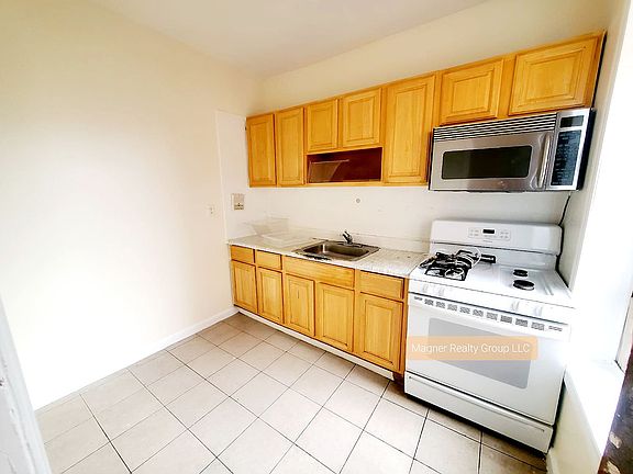 3rd image of 2213 Cropsey Ave #C5