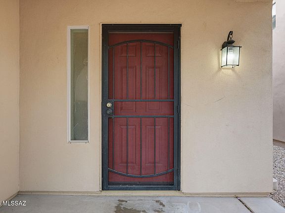 3rd image of 151 E Camino Limon Verde