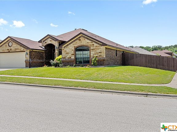 2nd image of 2710 Legacy Ln
