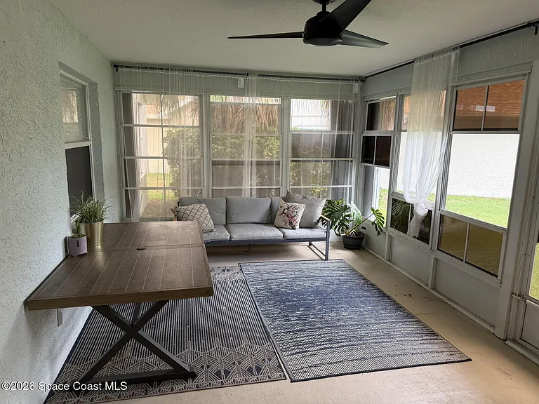 1305 Ambra Dr — Photo 16