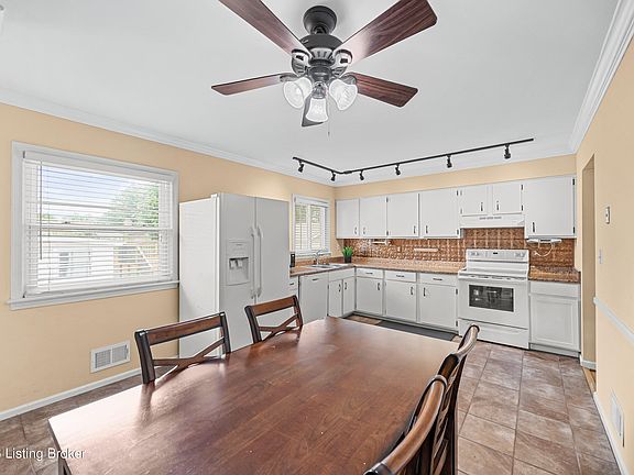 5th image of 6804 Orange Blossom Rd