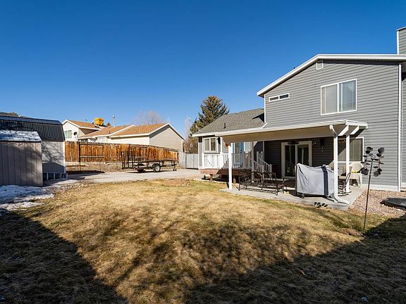 4th image of 2047 Sierra Dr