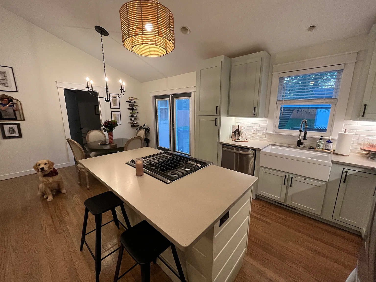 3 bed, 1300 sqft, $3,600 — Photo 4